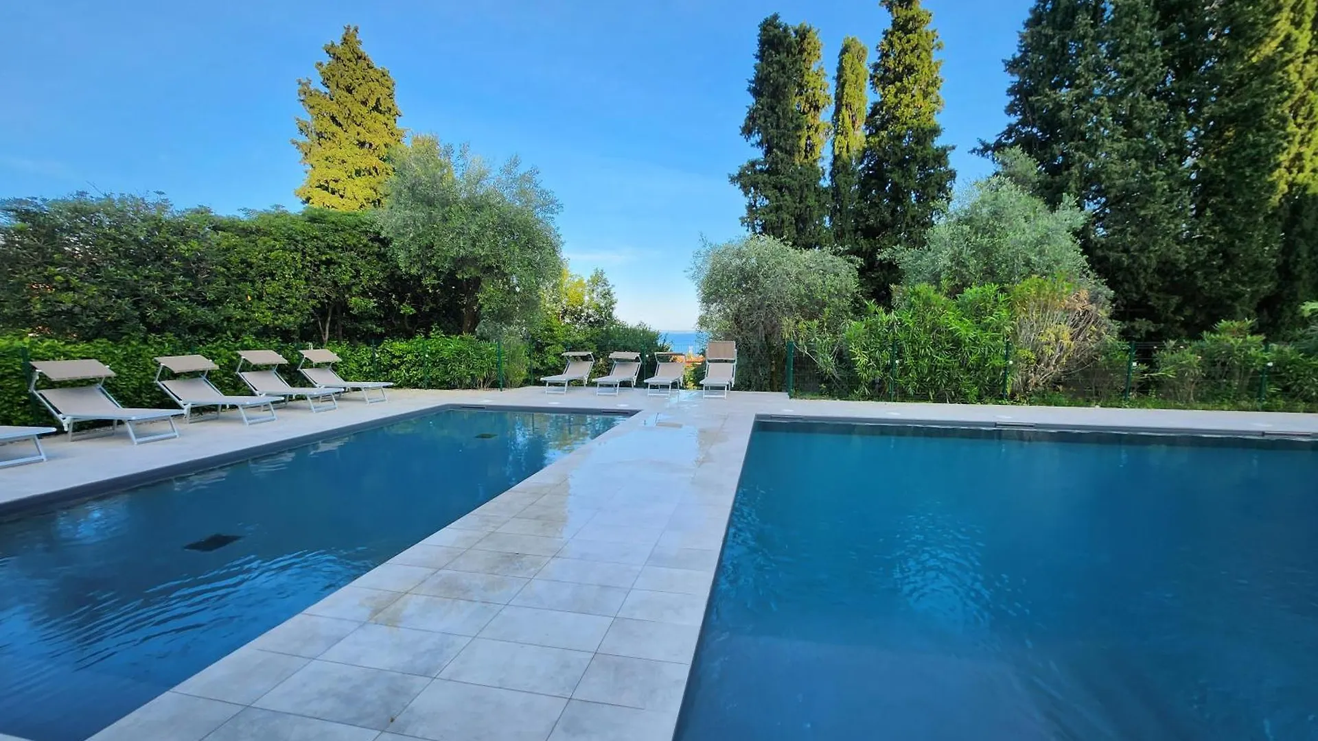 Gardoncino Apartment With Pool Gardone Riviera Italie